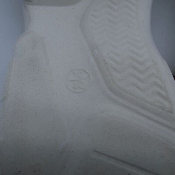 Bamboo‎ Women's Metallic Platform Strap Sandals - Size 10 - Picture 8 of 8